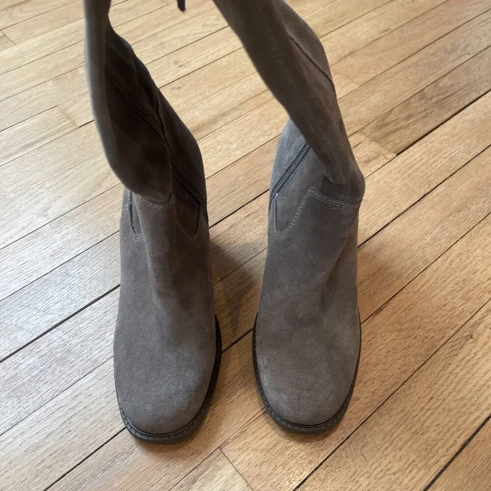 Kelsi Dagger Brooklyn Logan Taupe Wide Calf Boots NWOB Size 7